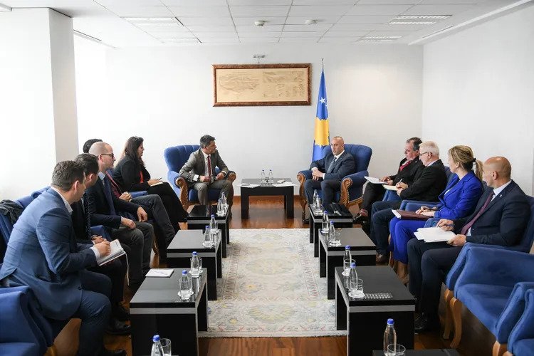 KDI dhe OSHC-të takojnë kryeministrin Ramush Haradinaj – kërkojnë që ligji të mos deviojë